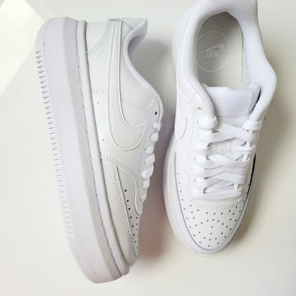 10 WOMEN'S NIKE COURT VISION ALTA LEATHER DM0113-100 - Picture 3 of 11